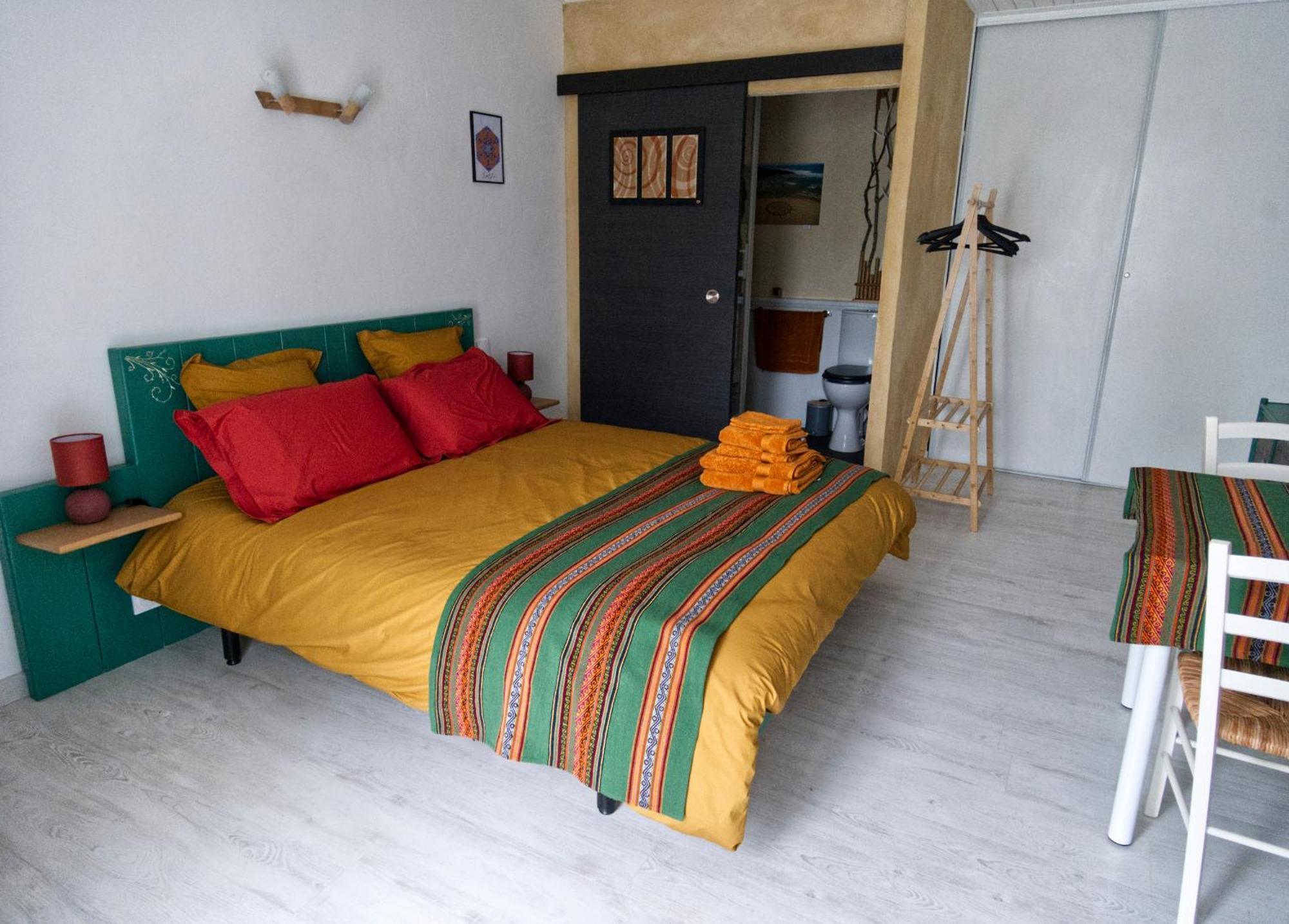 Bed and Breakfast Esprit Zen LʼAiguillon-sur-Vie Exterior foto